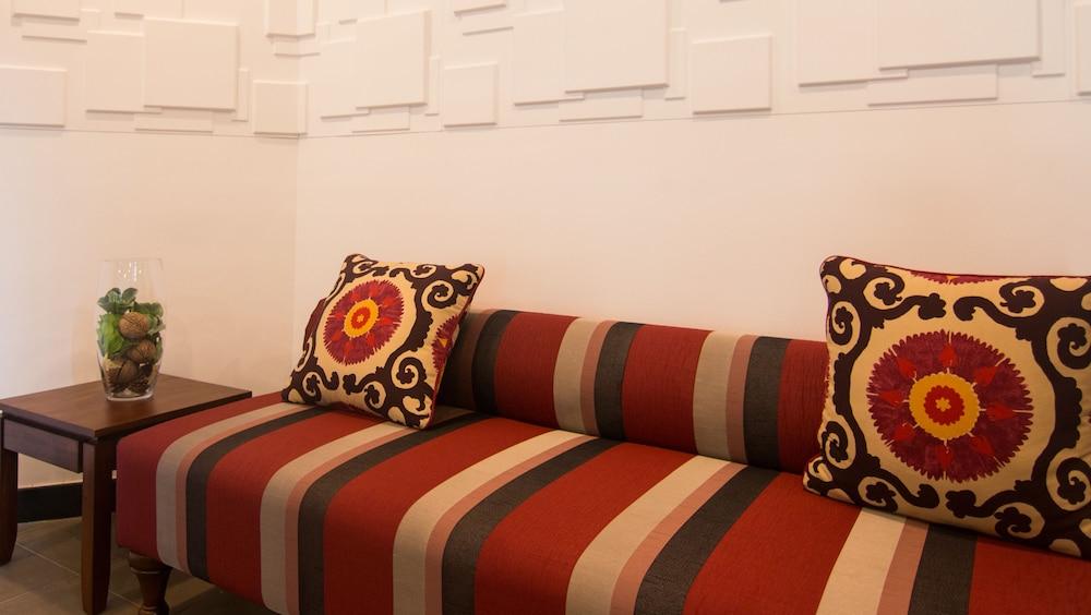 Rococo Residence Colombo Ngoại thất bức ảnh